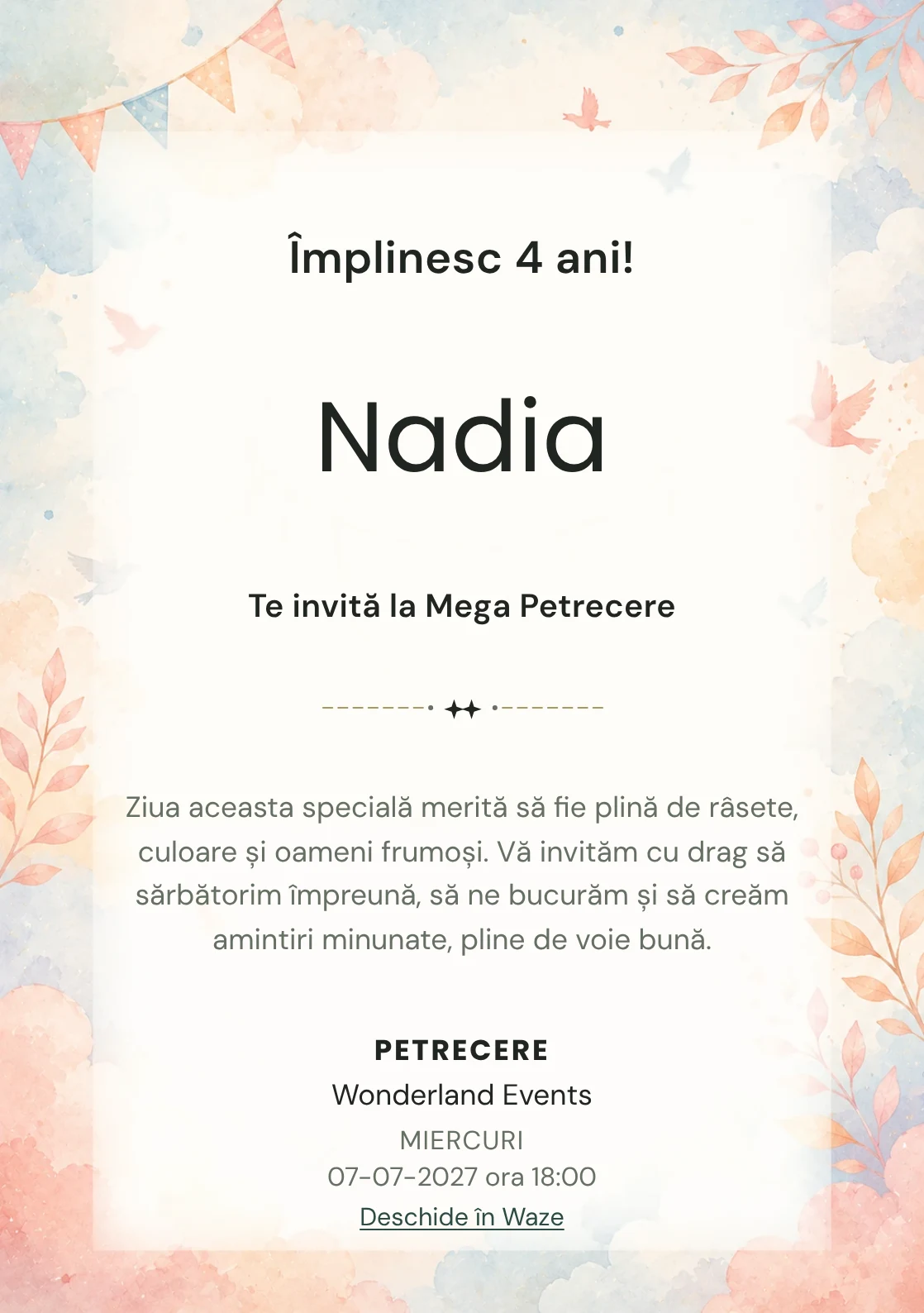 Modelul Balon cu Aer, invitație de zi de naștere pentru copii, prezintă un balon cu aer cald, nori și păsări mici.