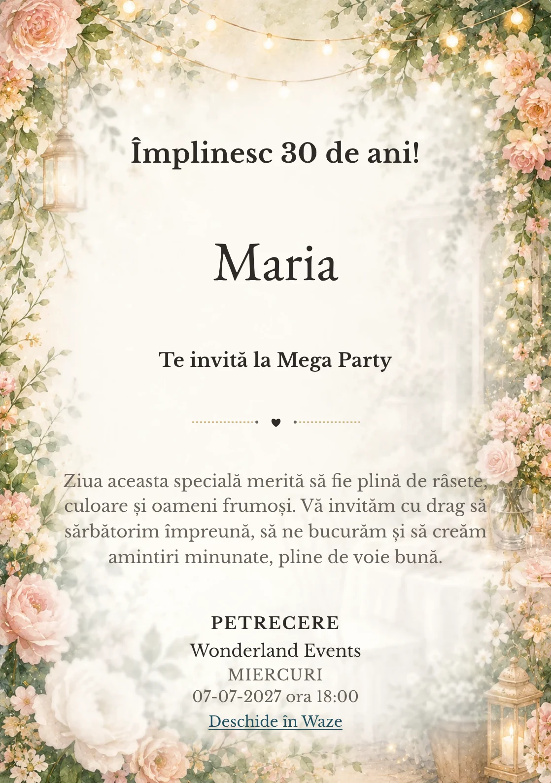 Invitație la ziua de naștere Garden Party pentru adulți, cu flori mature, frunze fine și lumini suspendate.