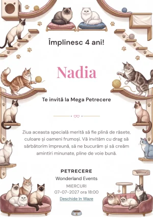 Invitație la ziua de naștere Lumea Pisicuțelor – Clubul Felinelor pentru copii, cu un univers jucăuș cu pisicuțe de rase și culori diferite, ansambluri de joacă, canapele.