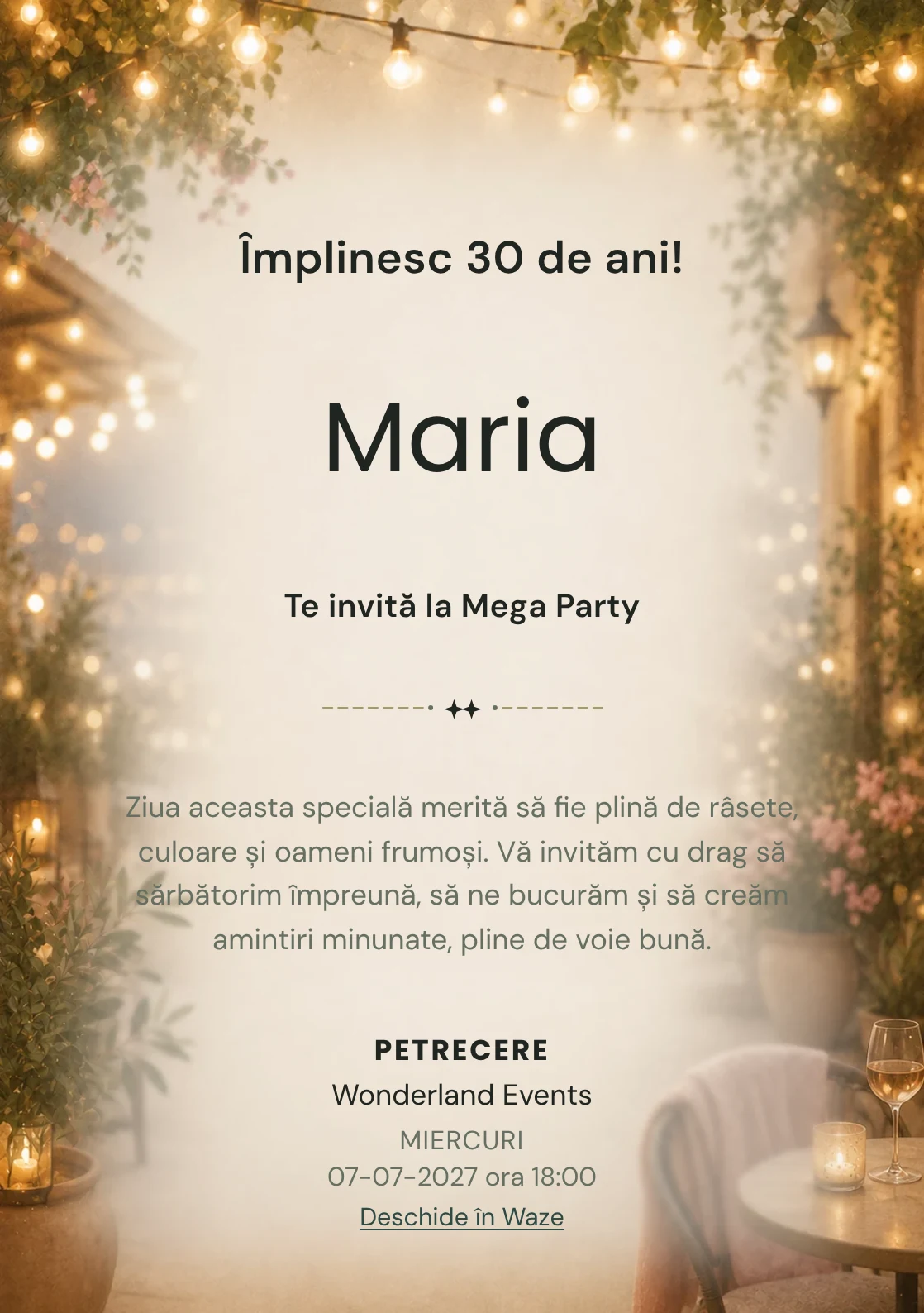 Invitație la ziua de naștere Terasa Lumini pentru adulți, cu o terasă caldă, plante și lumini ambientale.