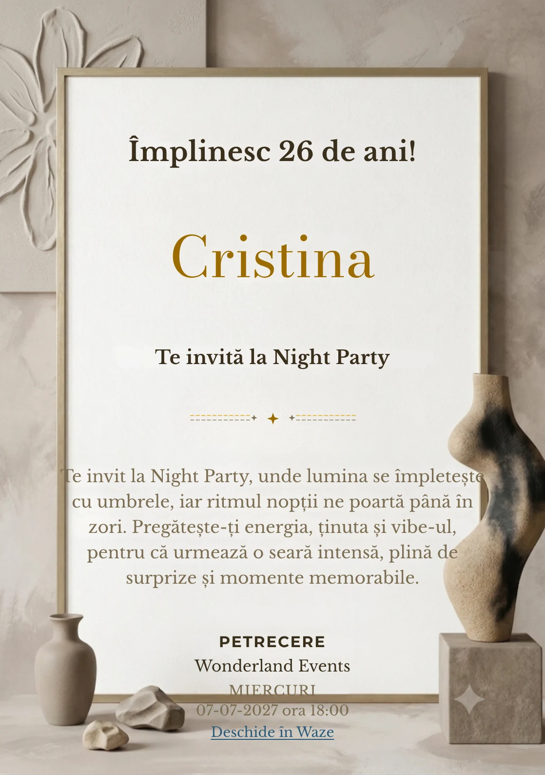 Atelier Minimal este un model de invitații digitale pentru o aniversare adultă, definit vizual de o sculptură abstractă asimetrică.