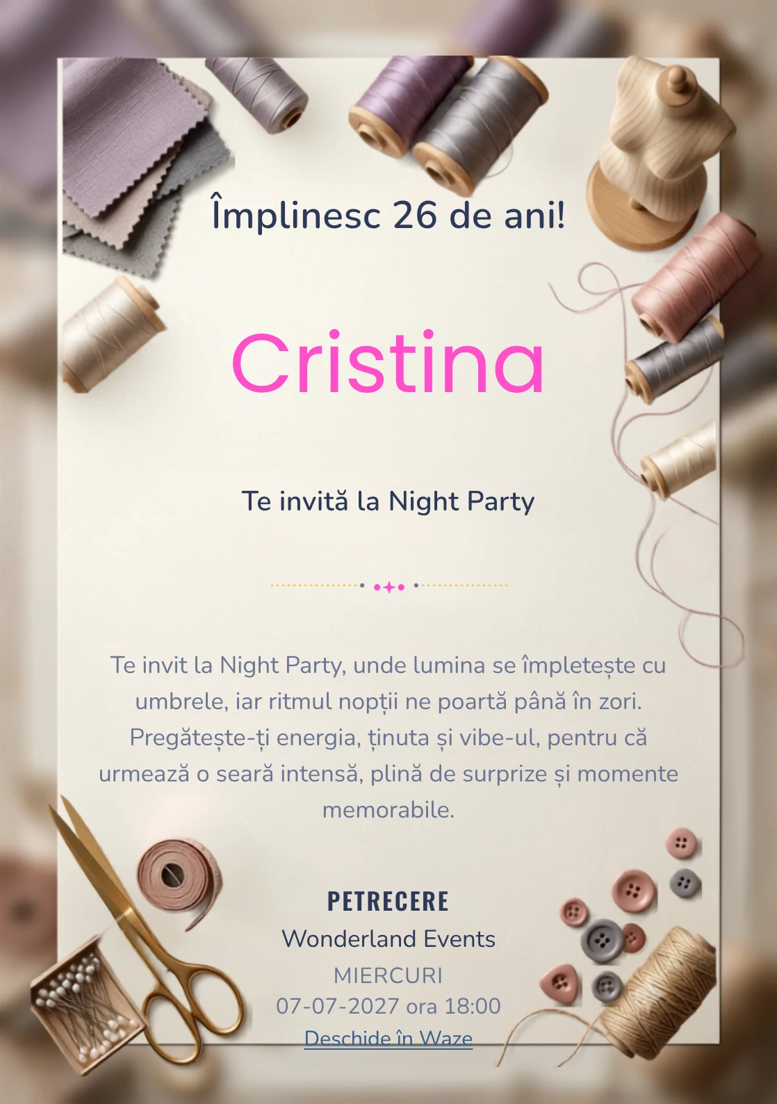 Atelierul de Croitorie este un model de invitații digitale de zi de naștere, definit vizual de un manechin abstract și fire colorate.