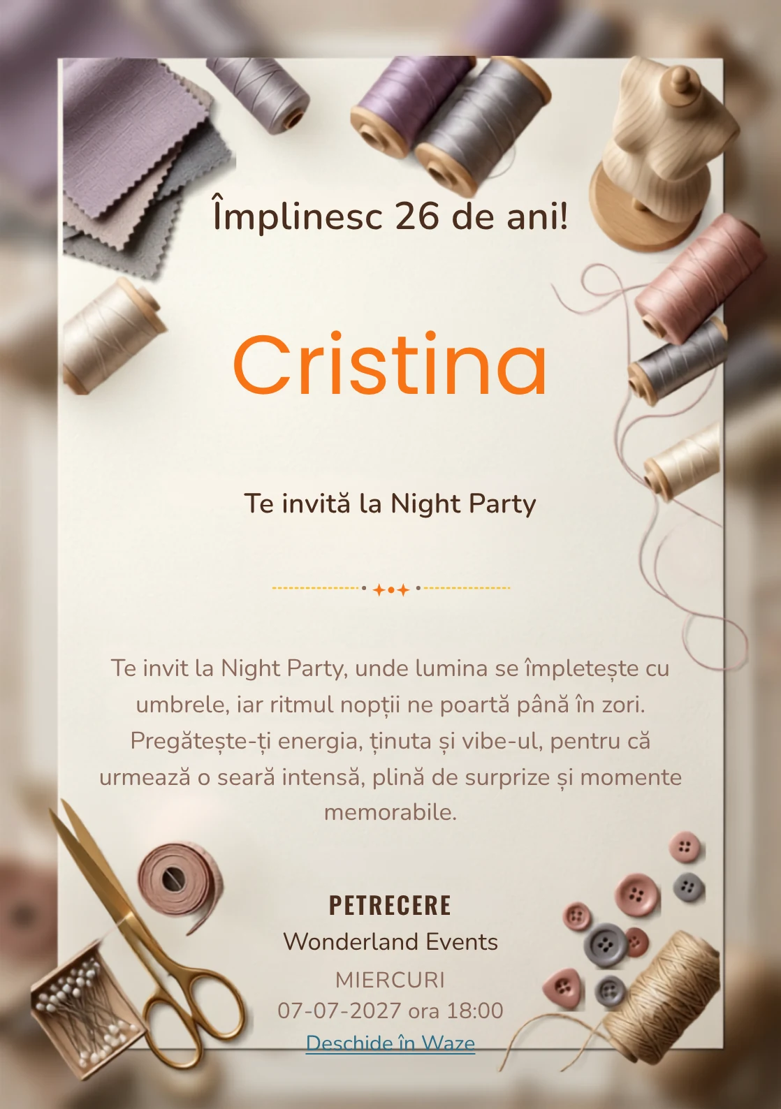 Atelierul de Croitorie este un model de invitații digitale de zi de naștere, definit vizual de un manechin abstract și fire colorate.