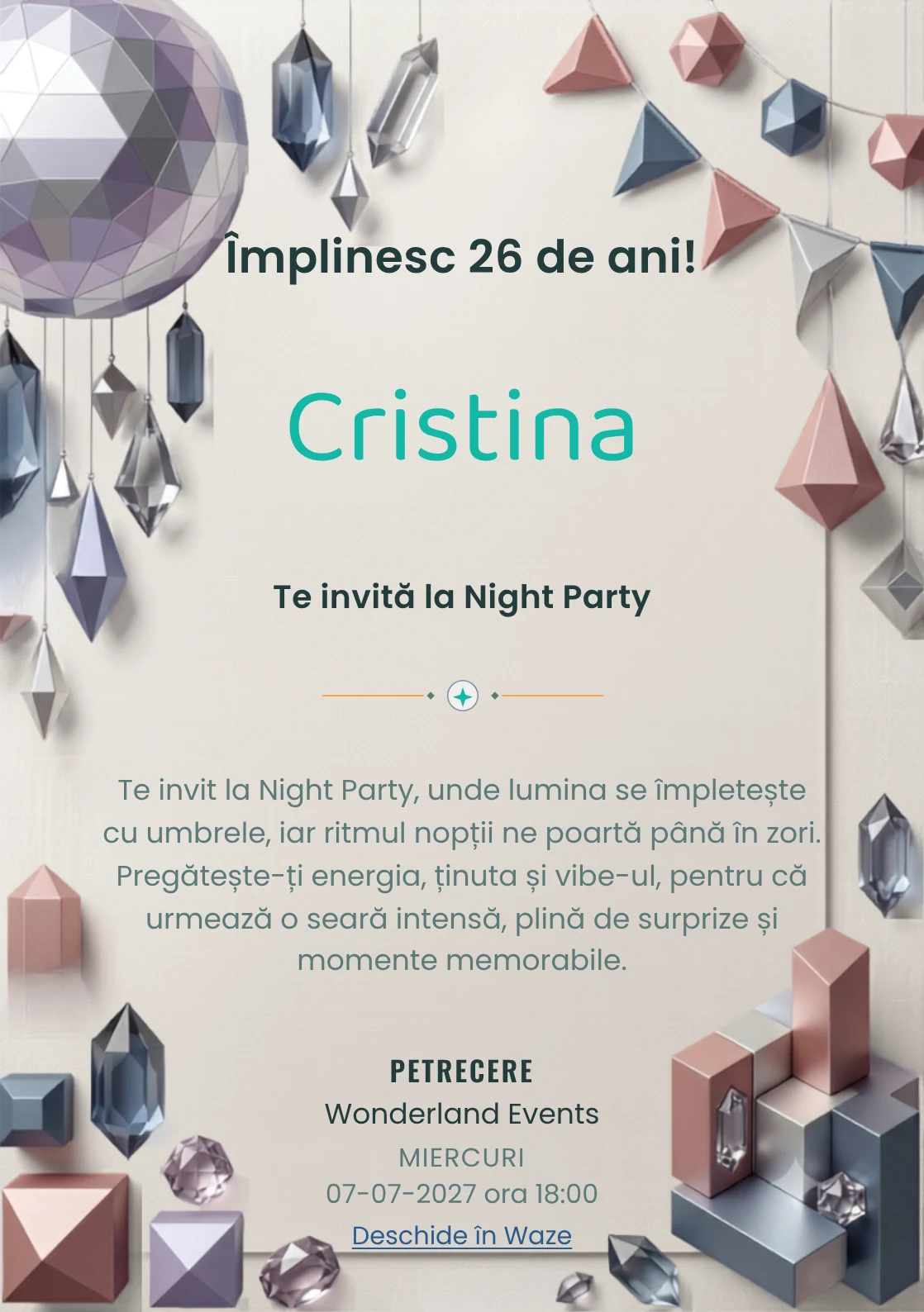 Pentru aniversările adulților, Disco Geometric propune invitații online cu un glob oglindă abstractizat și prisme și nuanțe de argintiu și violet pal.