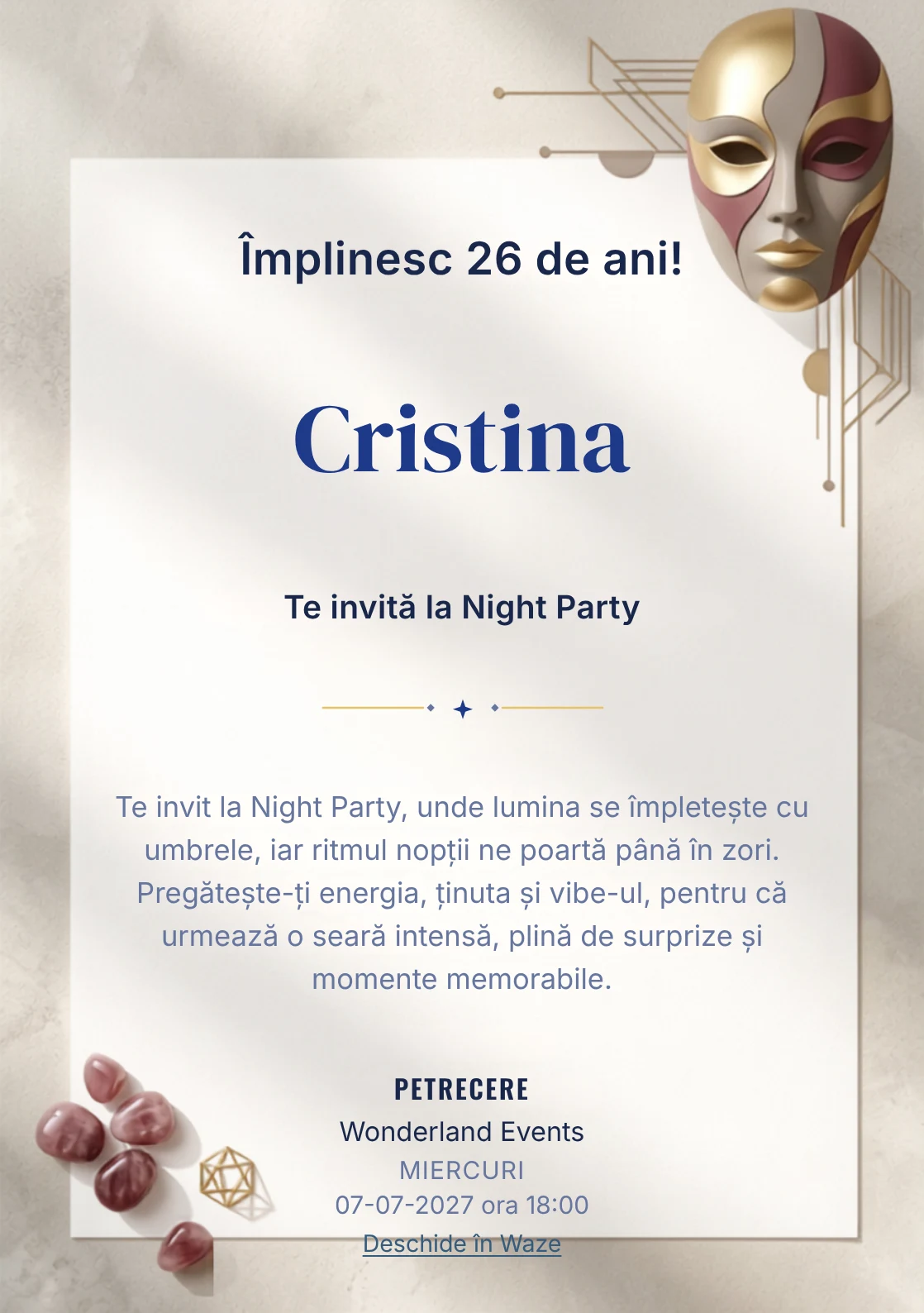Pentru aniversarea adulților, modelul Masquerade Abstract propune o invitație digitală cu o mască abstractă și nuanțe de burgundy pal și auriu mat.