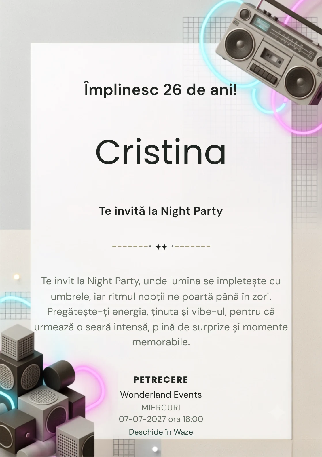 Studio Eighties este un model de invitații digitale de zi de naștere, definit vizual de un casetofon și forme neon diluate.
