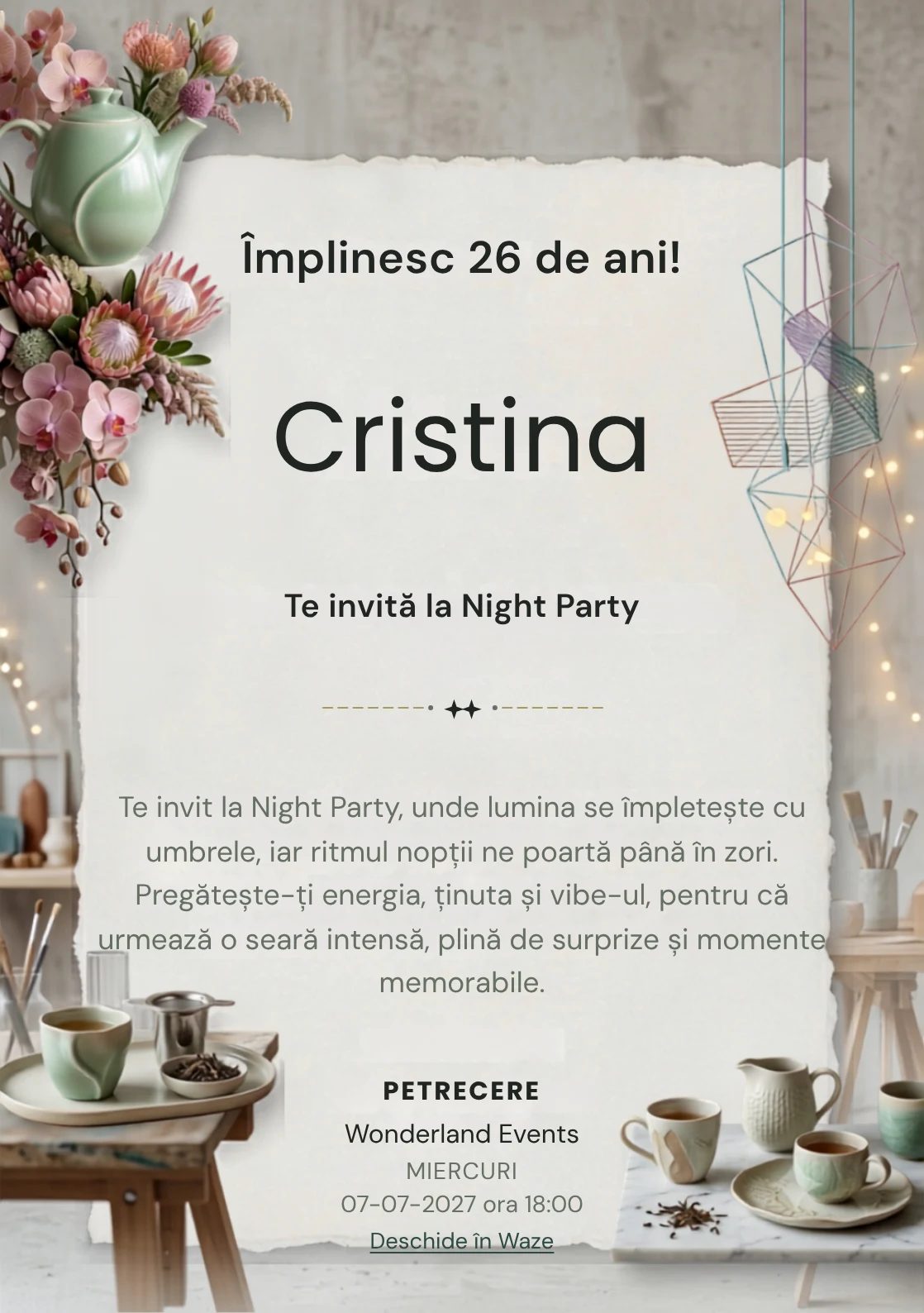 Pentru aniversările adulților, Tea Party Contemporan propune invitații digitale cu un ceainic sculptural și flori rare și nuanțe de verde jad pal și roz ceai.