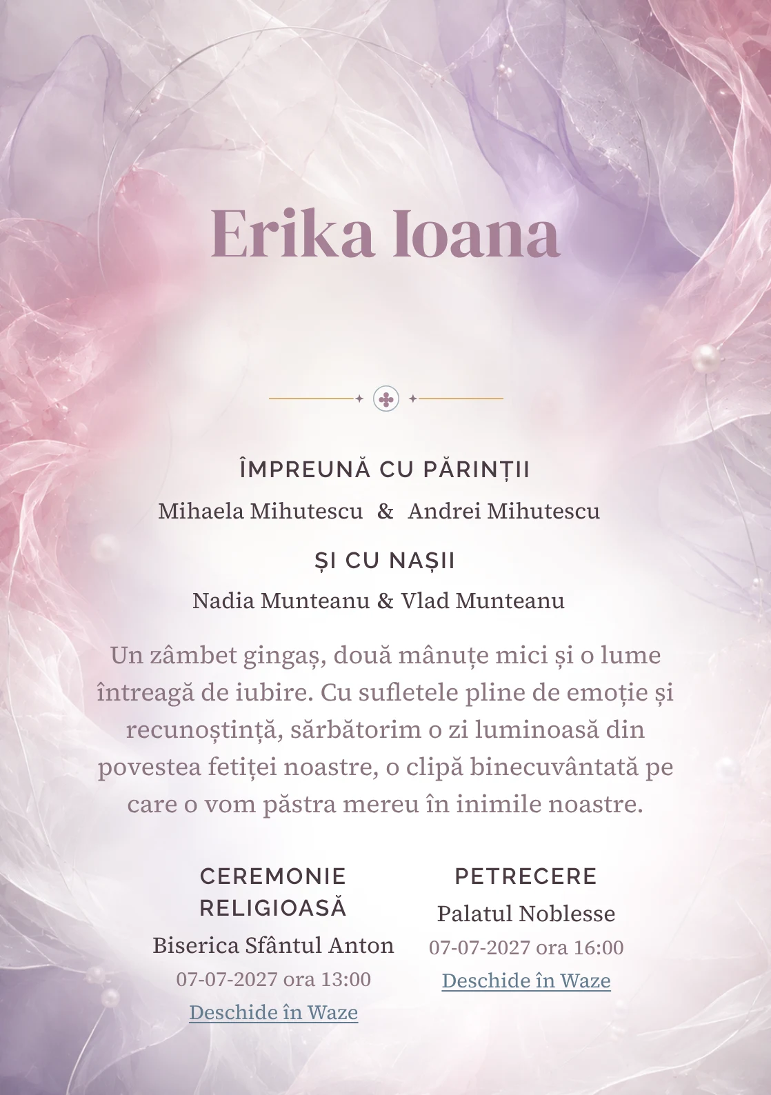Designul Voaluri de Organza, din gama de invitații botez fetiță, reunește o sculptură aeriană din voaluri cu fire metalice.